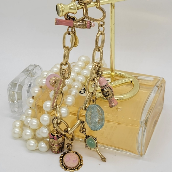 Vintage Cookie Lee Rare Signed Charm Bracelet - Picture 4 of 7